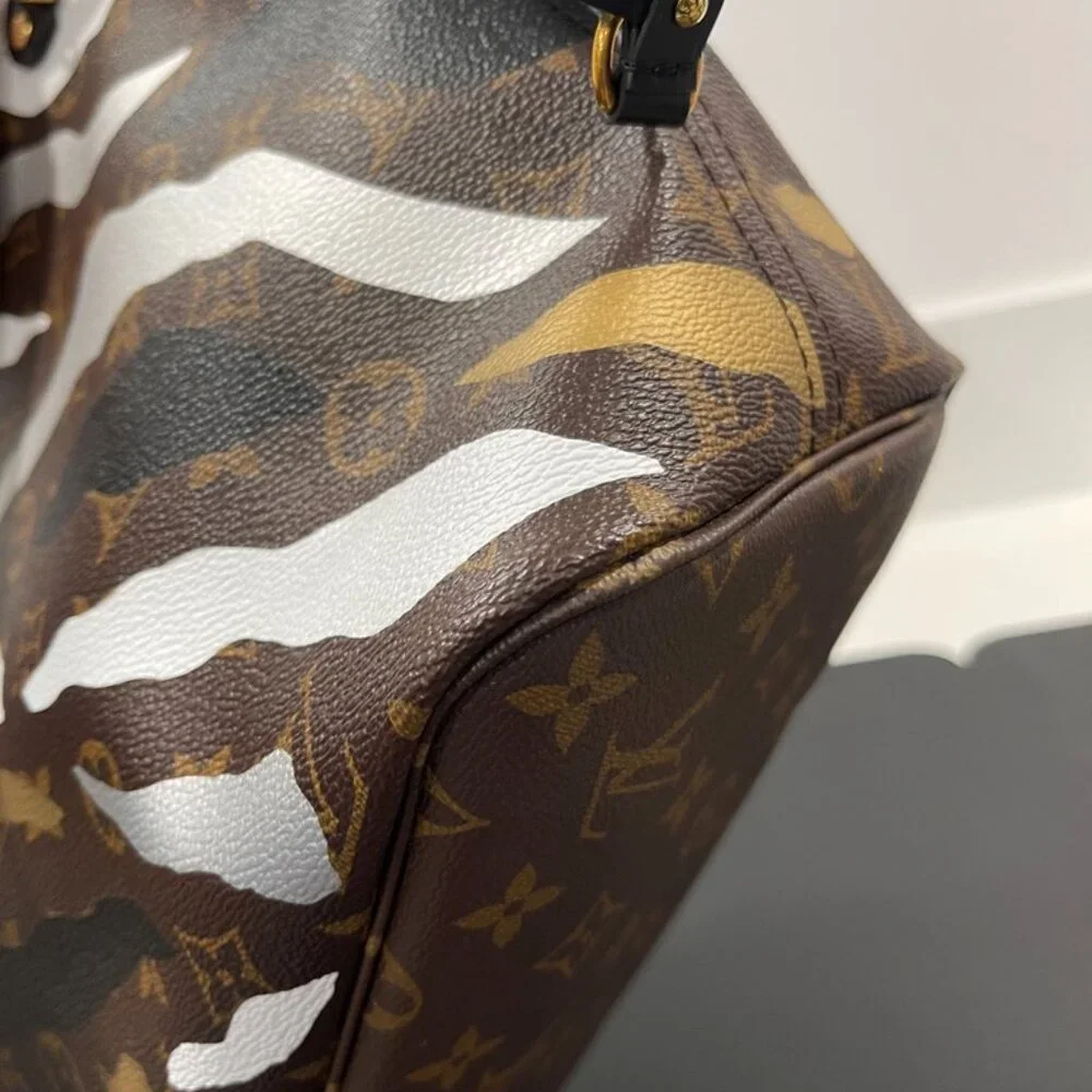 Louis Vuitton Monogram Neverfull MM Gold/Silver (JB1064)